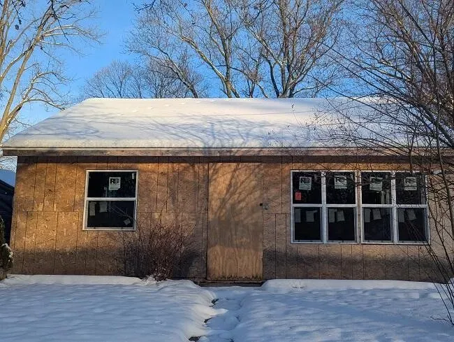 2 Bed 1 Bath Classic Historic Era Home in Lansing, MI