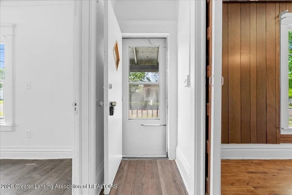 2 Bed 1 Bath Classic Historic Era Home in Lansing, MI - 3