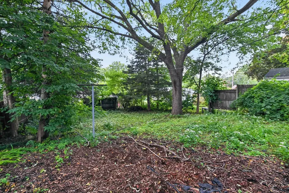 2 Bed 1 Bath Classic Historic Era Home in Madison, WI - 5