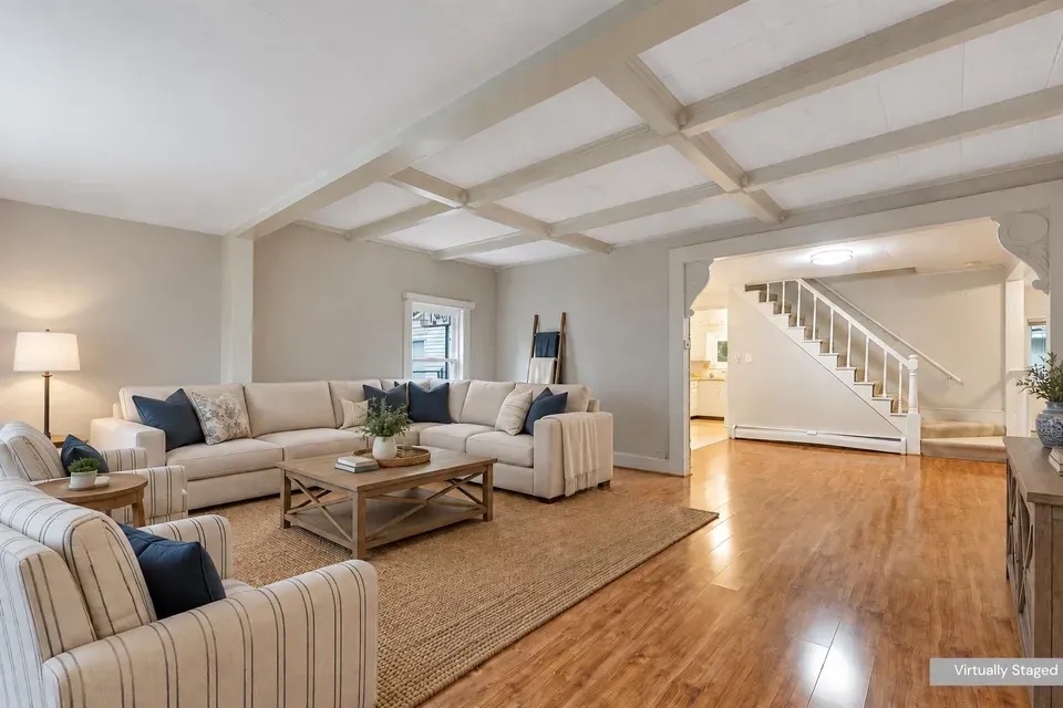 2 Bed 1 Bath Classic Historic Era Home in Manchester, NH - 4