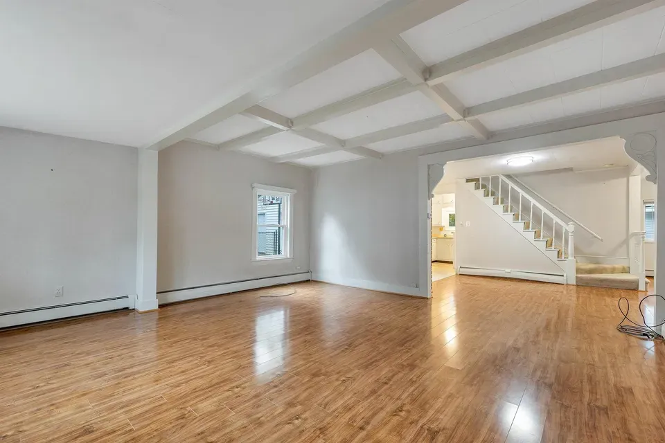 2 Bed 1 Bath Classic Historic Era Home in Manchester, NH - 5