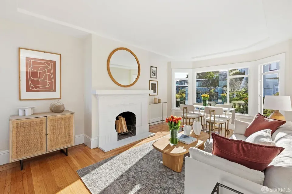 2 Bed 1 Bath Classic Historic Era Home in San Francisco, CA - 1
