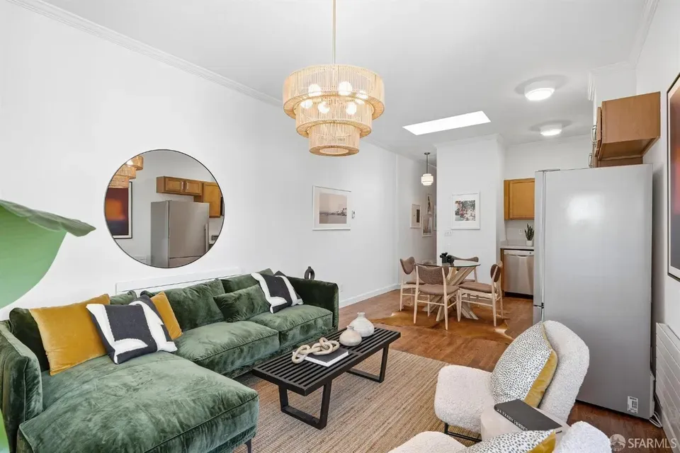 2 Bed 1 Bath Classic Historic Era Home in San Francisco, CA - 3