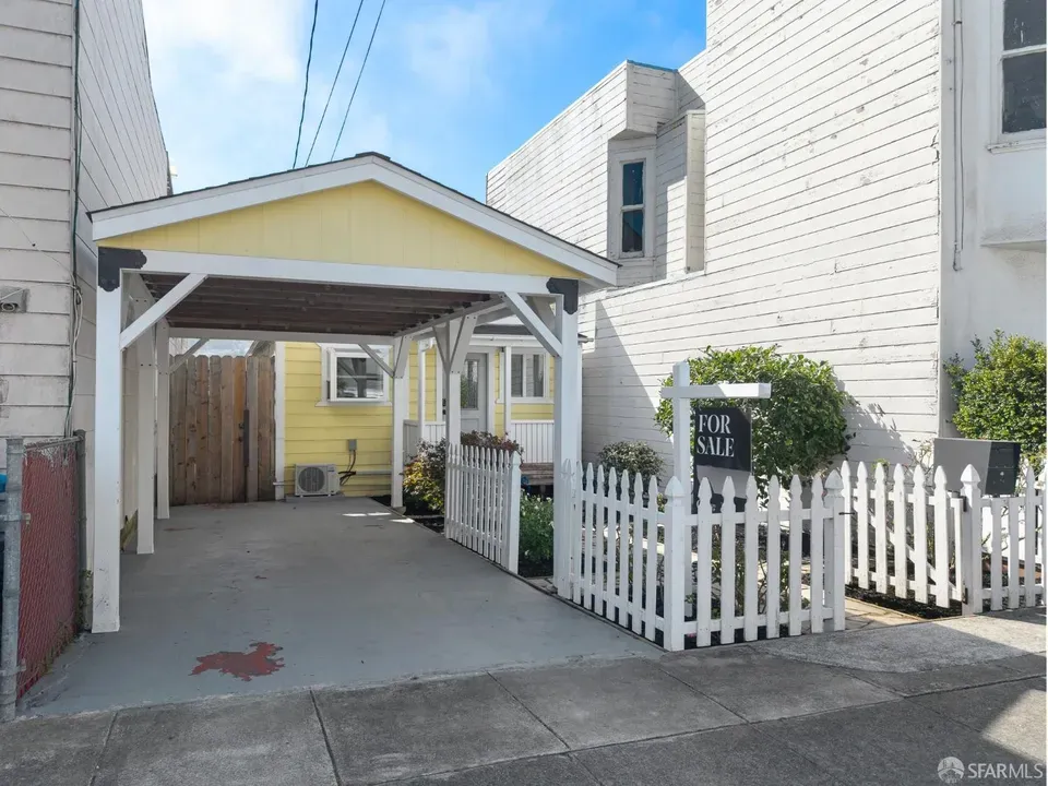 2 Bed 1 Bath Classic Historic Era Home in San Francisco, CA - 3