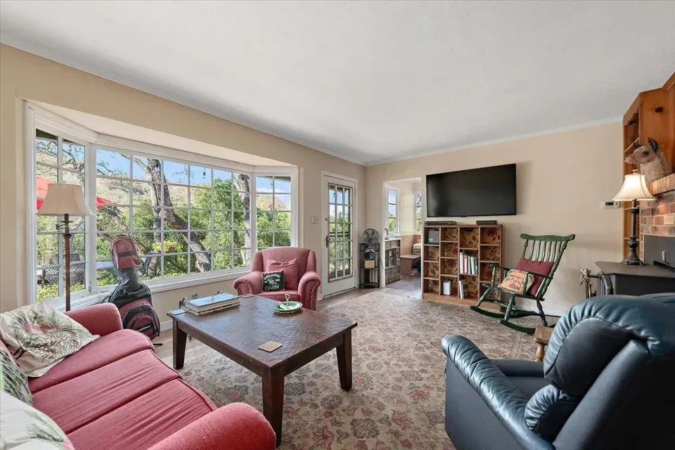 2 Bed 1 Bath Classic Historic Era Home in San Jose, CA - 5
