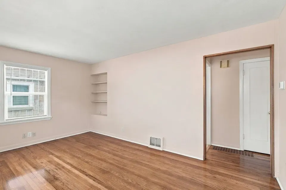 2 Bed 1 Bath Classic Historic Era Home in Spokane, WA - 5