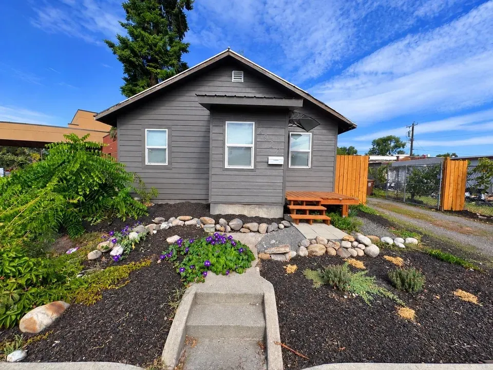 2 Bed 1 Bath Classic Historic Era Home in Spokane, WA - 1