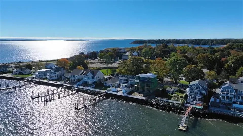 2 Bed 1 Bath Classic Historic Era Home in Warwick, RI - 2