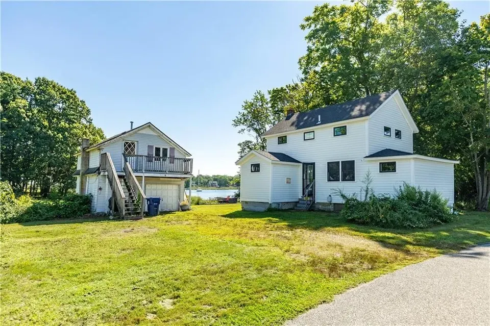 2 Bed 1 Bath Classic Historic Era Home in Warwick, RI - 1