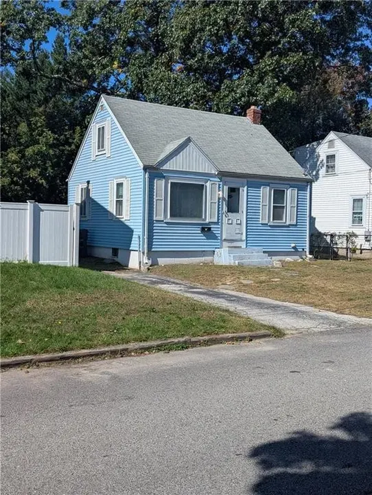 2 Bed 1 Bath Classic Historic Era Home in Warwick, RI - 1