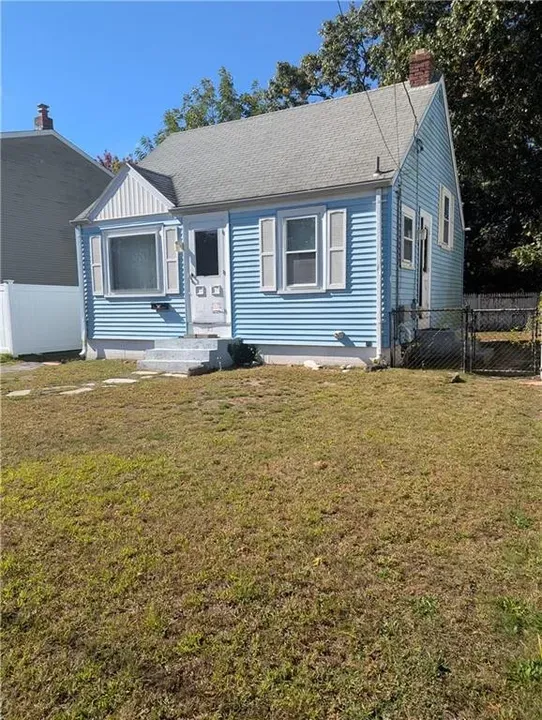 2 Bed 1 Bath Classic Historic Era Home in Warwick, RI - 2