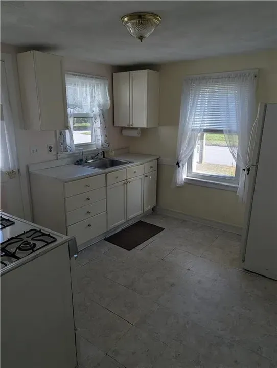 2 Bed 1 Bath Classic Historic Era Home in Warwick, RI - 4