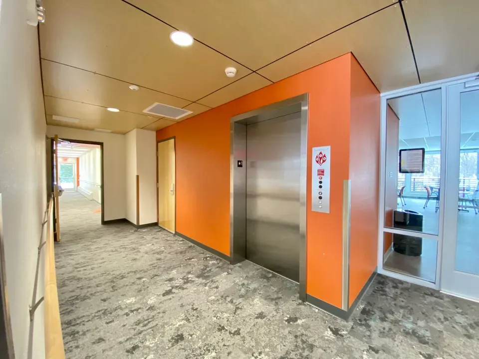 2 Bed 1 Bath Contemporary High-Rise Condo in Anchorage, AK - 3