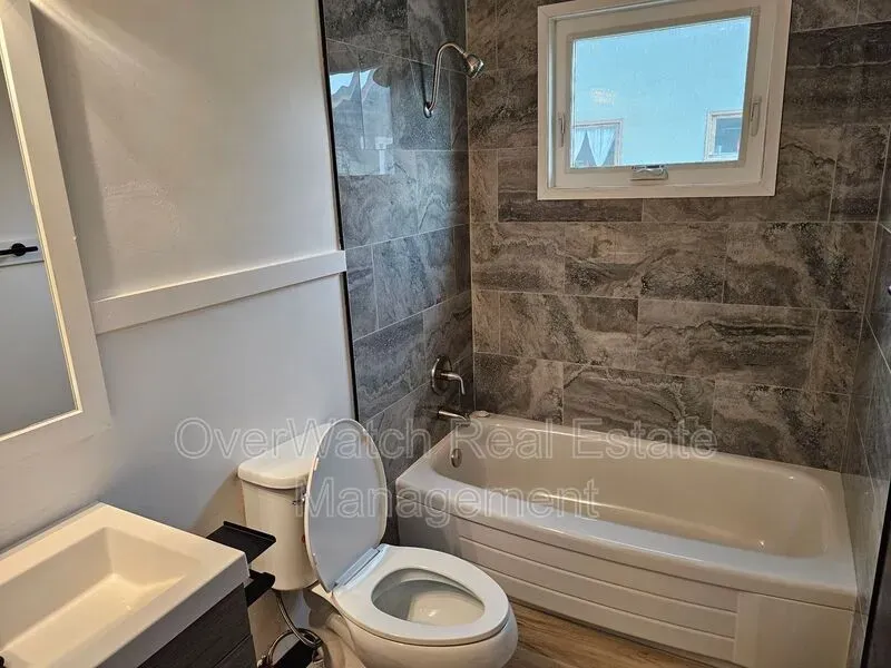 2 Bed 1 Bath Contemporary High-Rise Condo in Anchorage, AK - 4