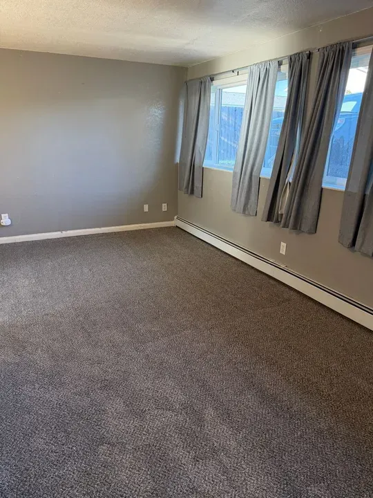 2 Bed 1 Bath Contemporary High-Rise Condo in Anchorage, AK - 4