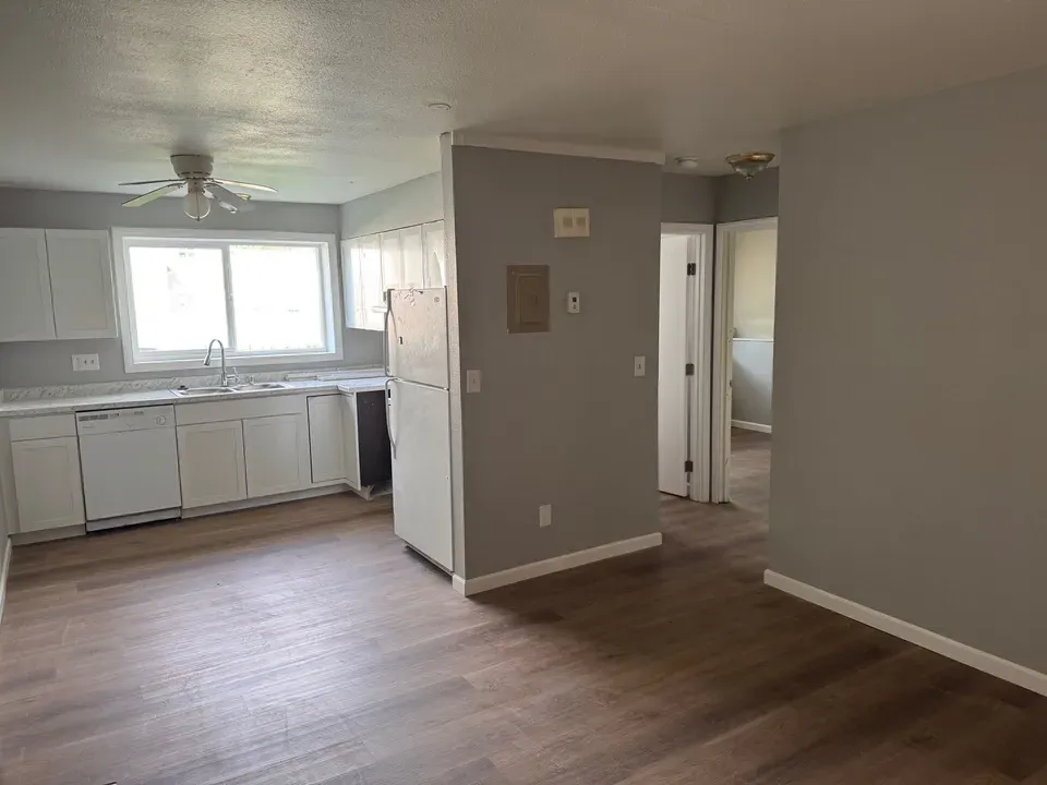 2 Bed 1 Bath Contemporary High-Rise Condo in Anchorage, AK