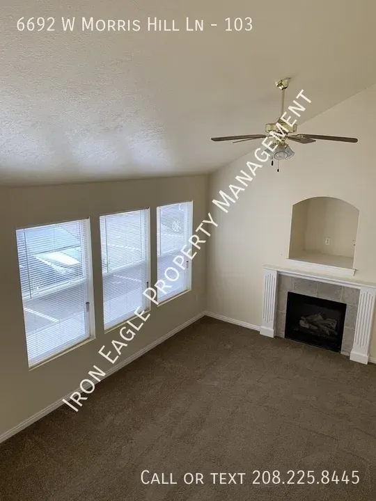 2 Bed 1 Bath Contemporary High-Rise Condo in Boise, ID - 2
