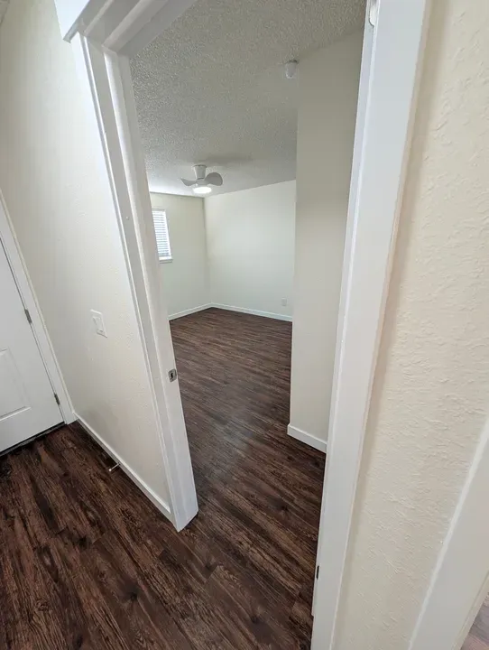2 Bed 1 Bath Contemporary High-Rise Condo in Boise, ID - 2