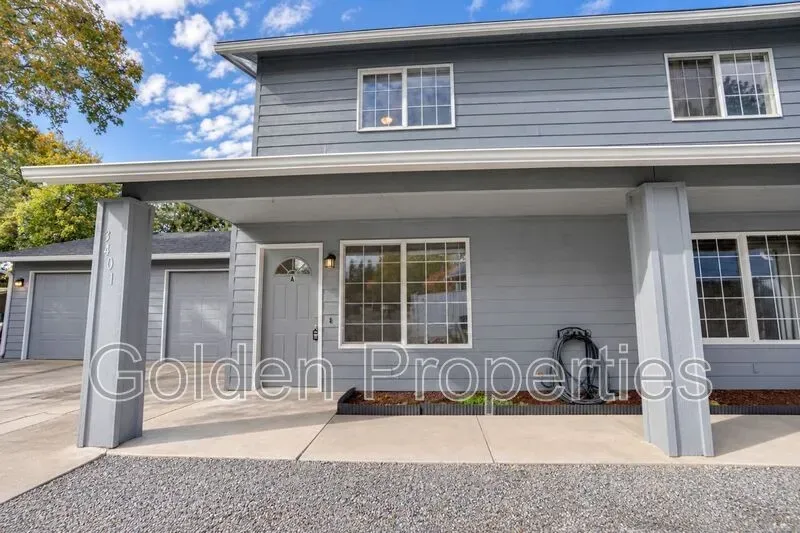 2 Bed 1 Bath Contemporary High-Rise Condo in Coeur d Alene, ID