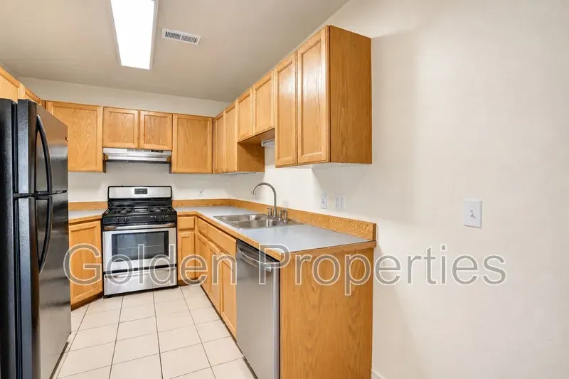 2 Bed 1 Bath Contemporary High-Rise Condo in Coeur d Alene, ID - 3