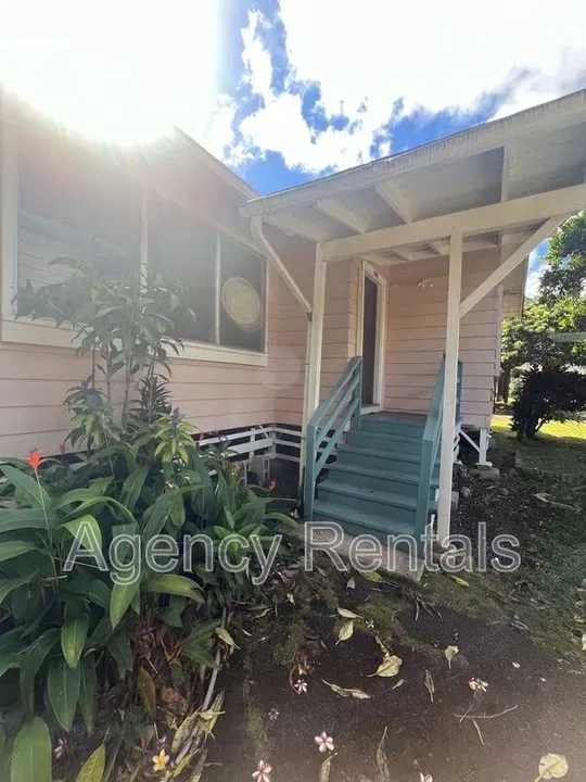 2 Bed 1 Bath Contemporary High-Rise Condo in Honolulu, HI - 1