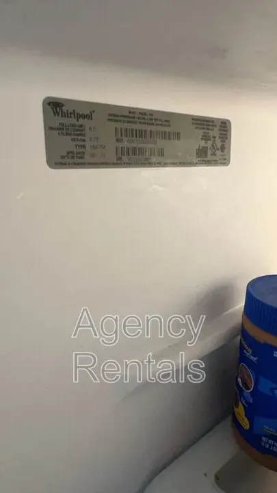 2 Bed 1 Bath Contemporary High-Rise Condo in Honolulu, HI - 2