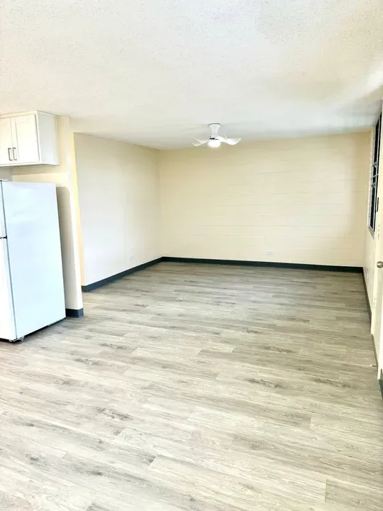 2 Bed 1 Bath Contemporary High-Rise Condo in Honolulu, HI - 4