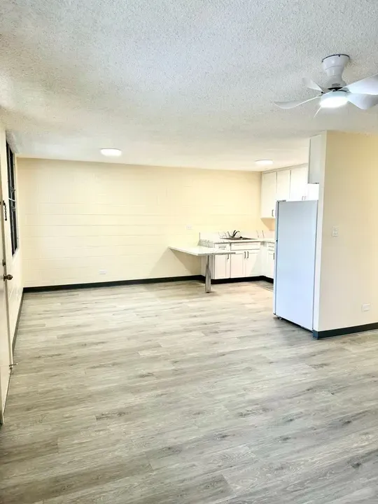 2 Bed 1 Bath Contemporary High-Rise Condo in Honolulu, HI - 5