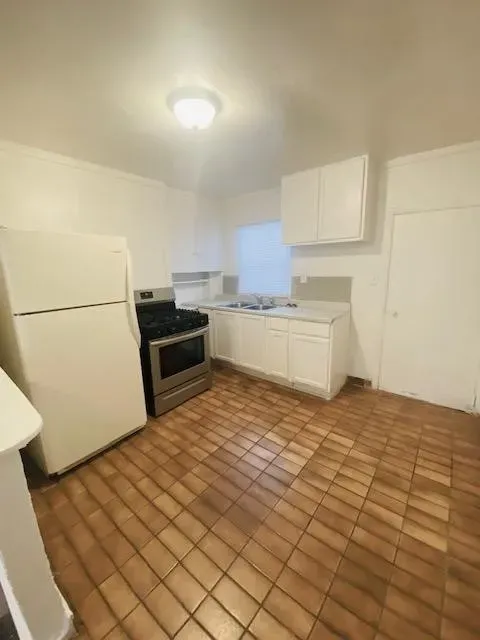 2 Bed 1 Bath Contemporary High-Rise Condo in Idaho Falls, ID - 3