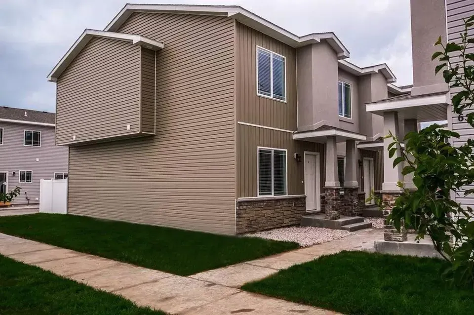 2 Bed 1 Bath Contemporary High-Rise Condo in Idaho Falls, ID - 1