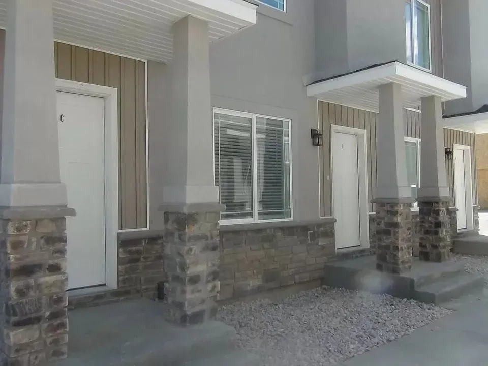 2 Bed 1 Bath Contemporary High-Rise Condo in Idaho Falls, ID - 2