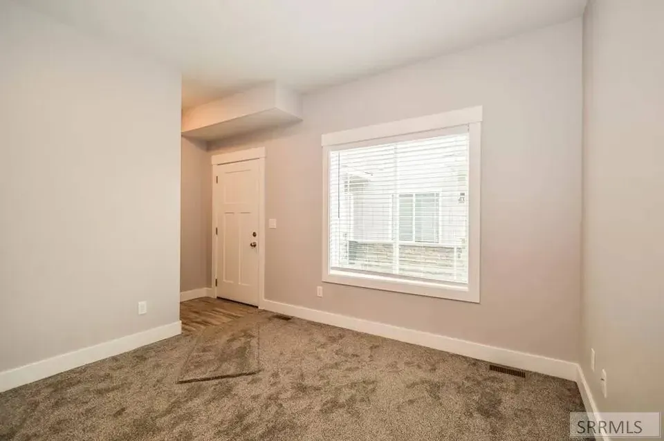 2 Bed 1 Bath Contemporary High-Rise Condo in Idaho Falls, ID - 3