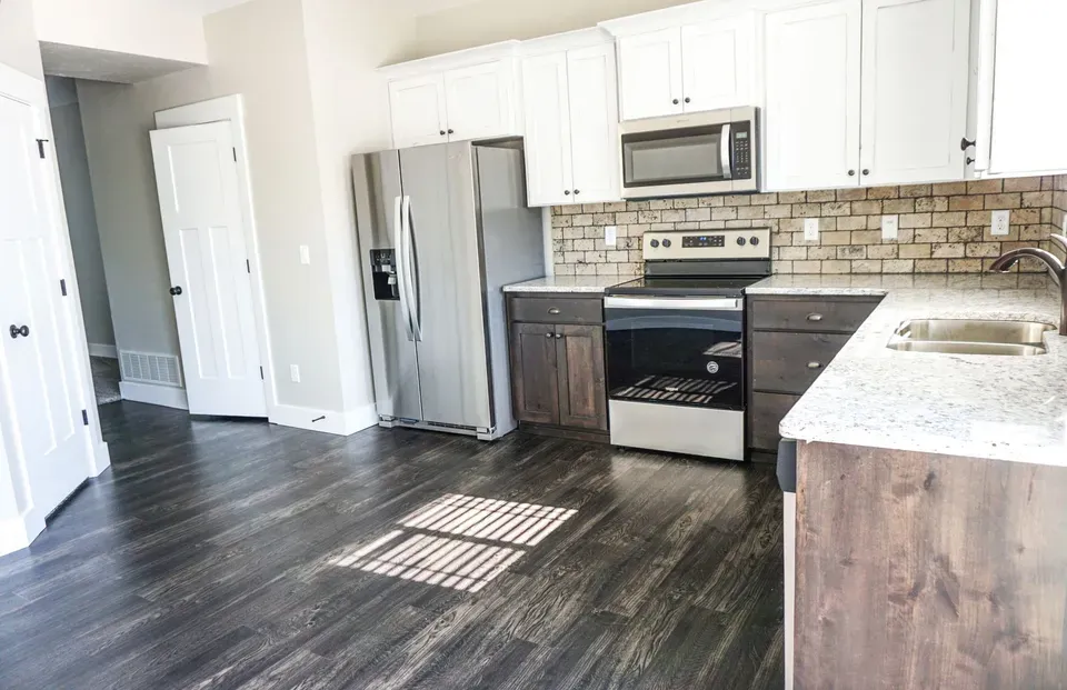 2 Bed 1 Bath Contemporary High-Rise Condo in Idaho Falls, ID - 5