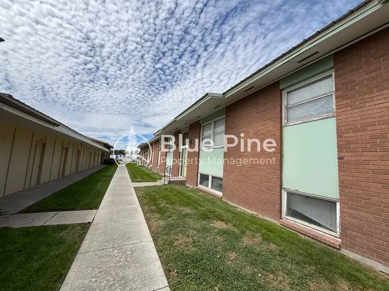 2 Bed 1 Bath Contemporary High-Rise Condo in Idaho Falls, ID - 1