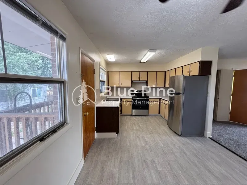 2 Bed 1 Bath Contemporary High-Rise Condo in Idaho Falls, ID - 3
