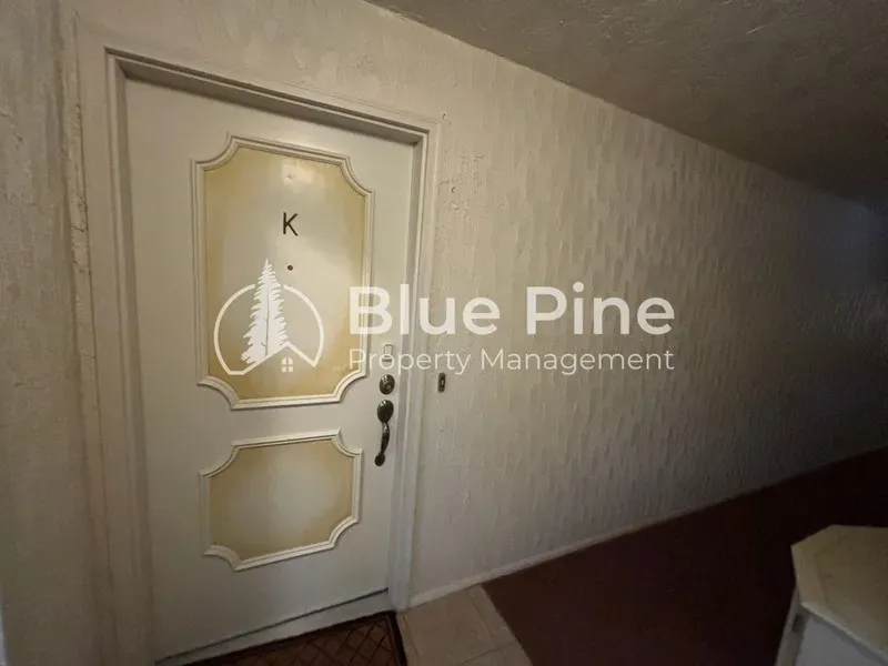 2 Bed 1 Bath Contemporary High-Rise Condo in Idaho Falls, ID - 4
