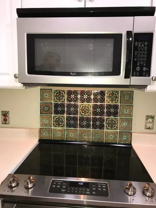 2 Bed 1 Bath Contemporary High-Rise Condo in Maui, HI - 4