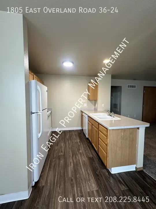2 Bed 1 Bath Contemporary High-Rise Condo in Meridian, ID - 4