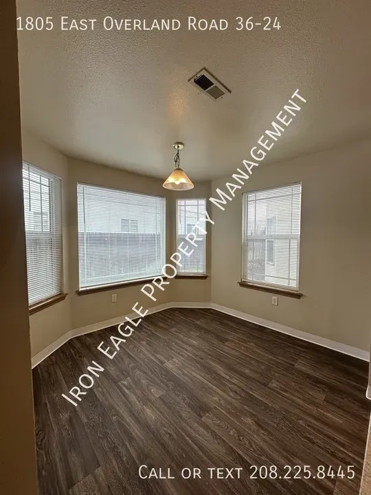 2 Bed 1 Bath Contemporary High-Rise Condo in Meridian, ID - 5