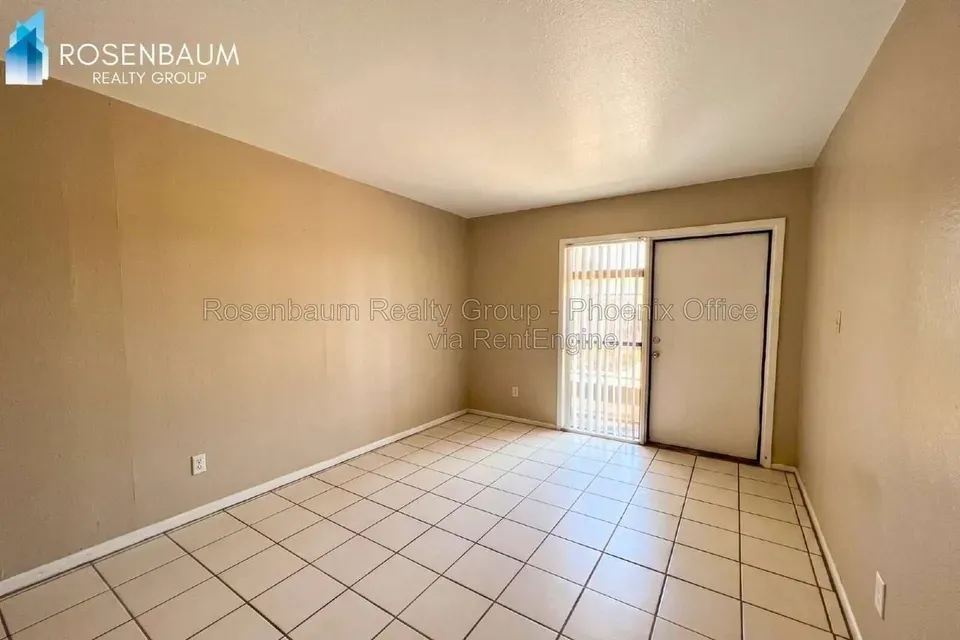 2 Bed 1 Bath Contemporary High-Rise Condo in Mesa, AZ - 2