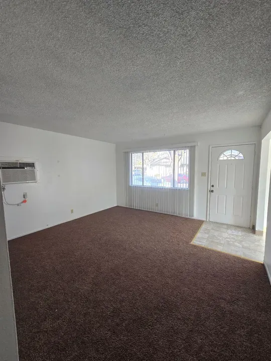 2 Bed 1 Bath Contemporary High-Rise Condo in Modesto, CA - 3
