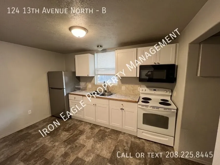 2 Bed 1 Bath Contemporary High-Rise Condo in Nampa, ID - 4