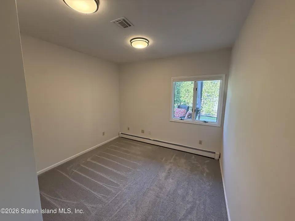 2 Bed 1 Bath Contemporary High-Rise Condo in New York, NY - 2