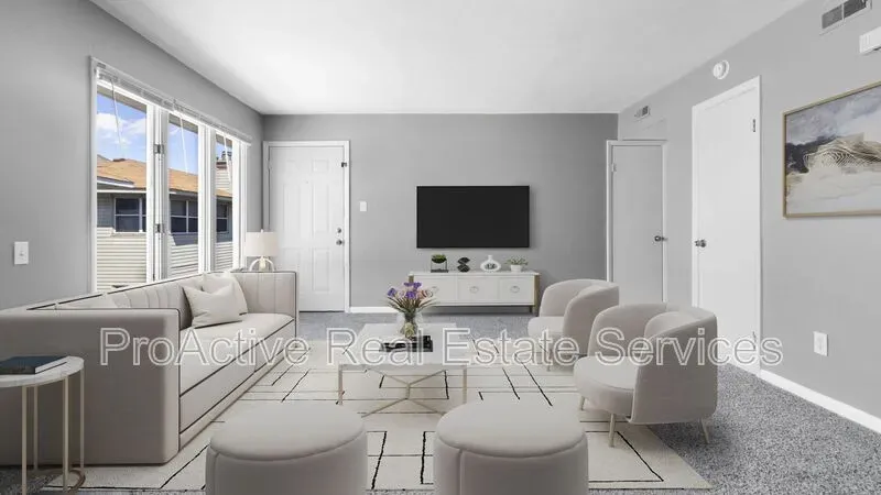 2 Bed 1 Bath Contemporary High-Rise Condo in Norfolk, VA