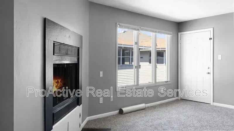 2 Bed 1 Bath Contemporary High-Rise Condo in Norfolk, VA - 4