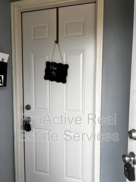 2 Bed 1 Bath Contemporary High-Rise Condo in Norfolk, VA - 2