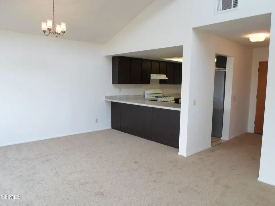 2 Bed 1 Bath Contemporary High-Rise Condo in Oxnard, CA - 4