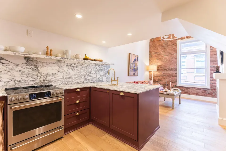 2 Bed 1 Bath Contemporary High-Rise Condo in Portland, ME - 3
