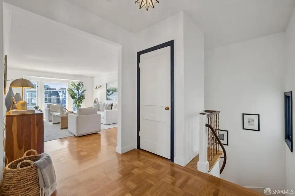 2 Bed 1 Bath Contemporary High-Rise Condo in San Francisco, CA - 3