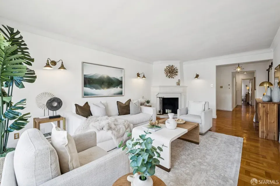 2 Bed 1 Bath Contemporary High-Rise Condo in San Francisco, CA - 5